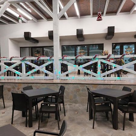 Teju Hotels Slănic Esterno foto