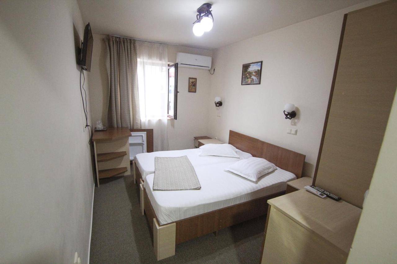Teju Hotels Slănic Esterno foto