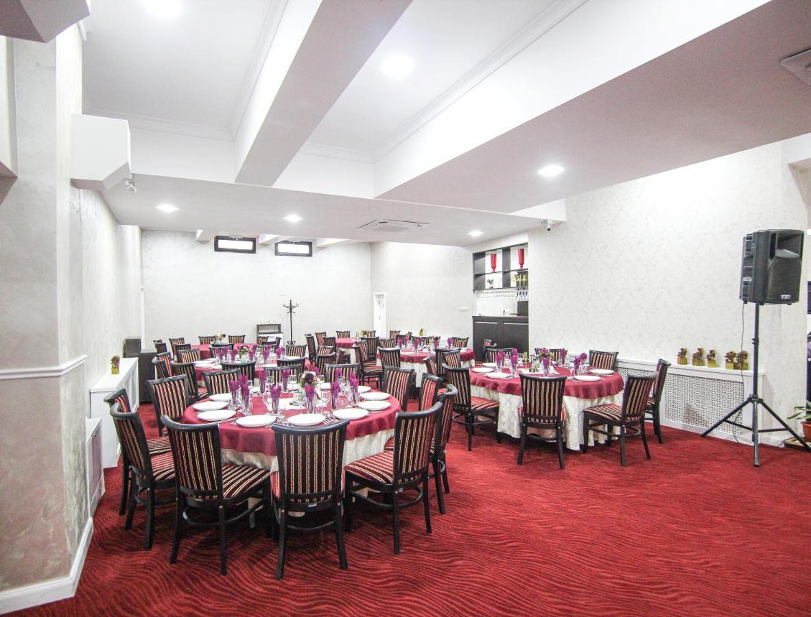 Teju Hotels Slănic Esterno foto