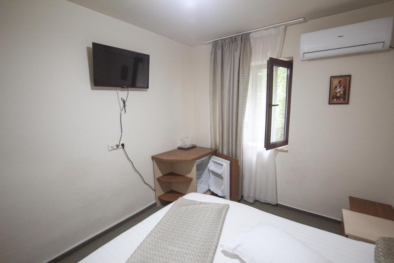 Teju Hotels Slănic Esterno foto
