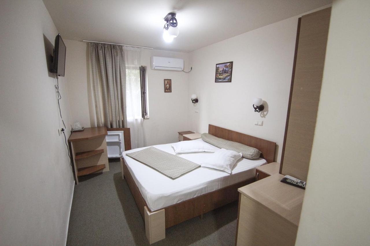 Teju Hotels Slănic Esterno foto