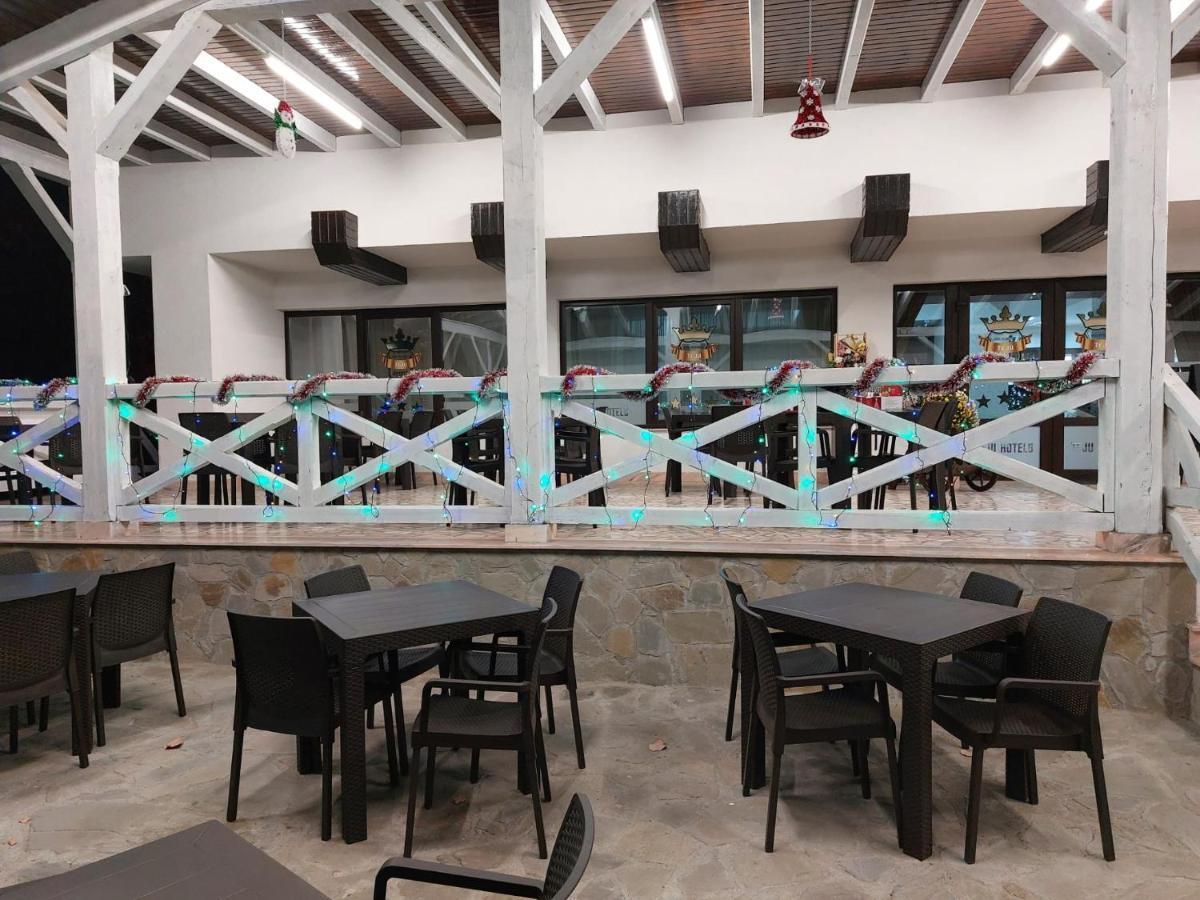 Teju Hotels Slănic Esterno foto